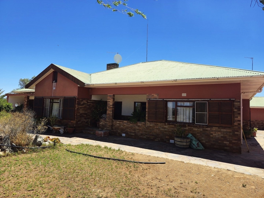 Commercial Property for Sale in Calvinia Rural Northern Cape